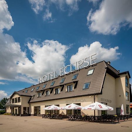 Hotel Eclipse Domasław Exterior foto